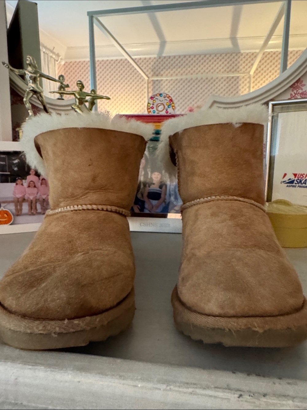 UGG Kids Classic Short Boot - Chestnut Suede
